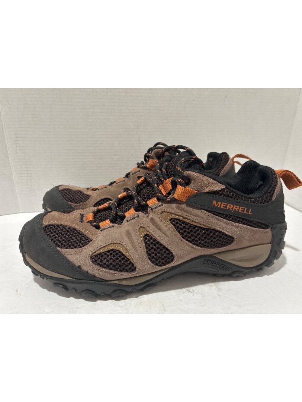 Merrell Mens Yokota 2 hiking shoes low top brown suede & mesh upper orange size